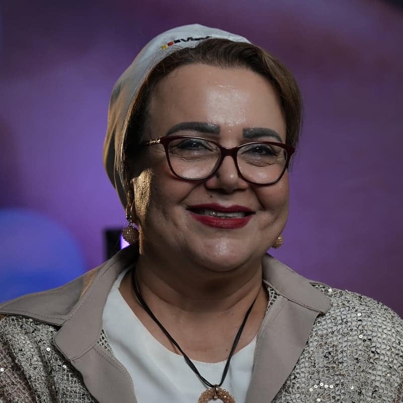 دکتر شهلا نعمتی، دندان‌پزشک کلینیک نگین در همسایگی چیتگر